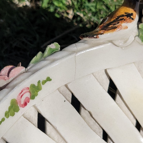 Italian Ceramic Spring/Easter Basket - Picture 7 of 9